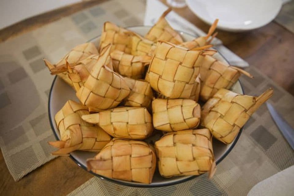 Resep Membuat Ketupat yang Kenyal dan Anti Basi