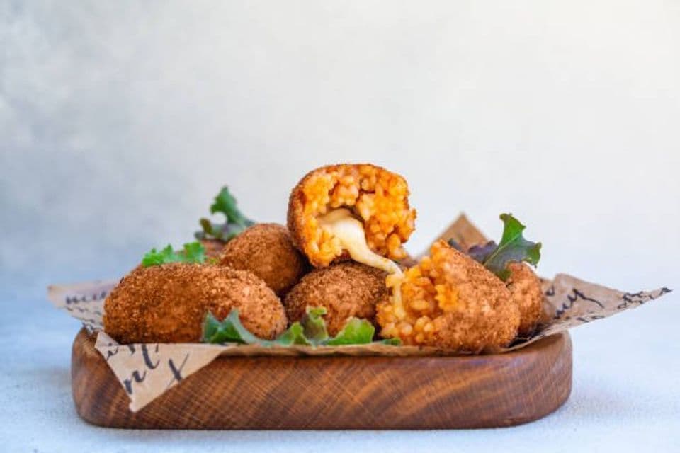 Resep dan Ide Bekal Unik Arancini Kornet Keju Mozarella, Makanan Khas Italia