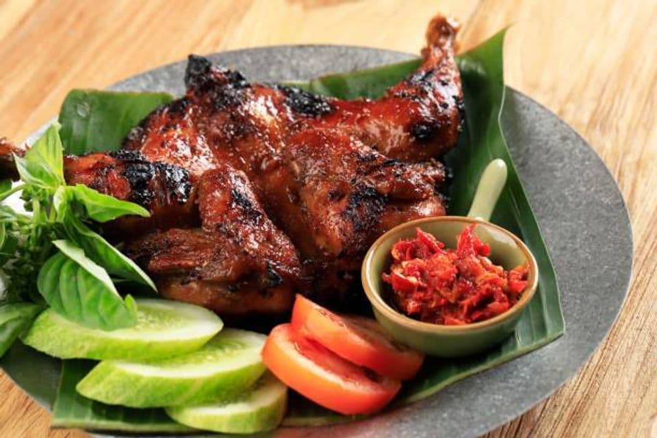 Resep Ayam Panggang Bumbu Rujak yang Bikin Ketagihan, Bisa jadi Menu Jualan