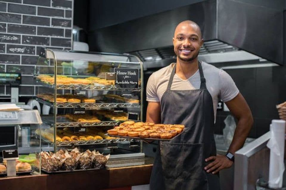 Keuntungan Menjadi Pengusaha Bukan Cuan Semata