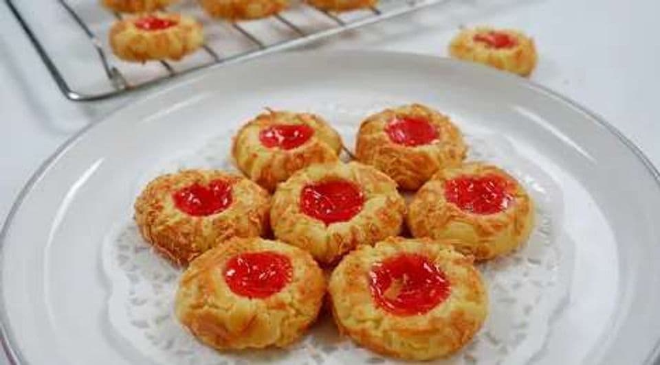 Resep Kue Kering Jempol Selai Stroberi yang Mudah dan Enak