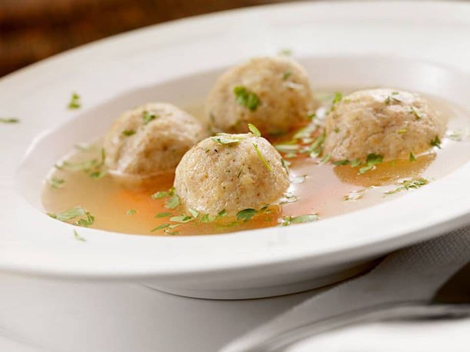 Langkah-langkah Membuat Bakso Ayam yang Mudah dan Enak, Bisa jadi Ide Jualan