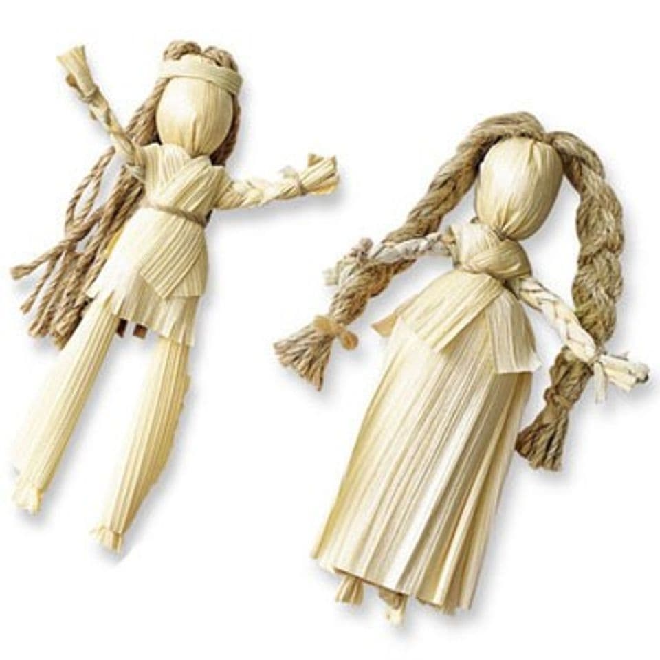 Memanfaatkan Kulit Jagung Menjadi Berbagai Macam Kerajinan Bernilai Ekonomis